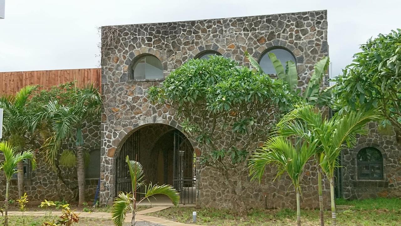 佩雷贝勒 Hacienda Plaza酒店 外观 照片