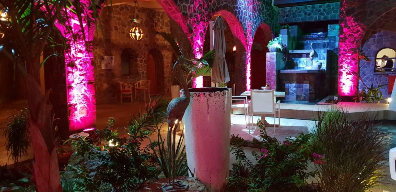 佩雷贝勒 Hacienda Plaza酒店 外观 照片